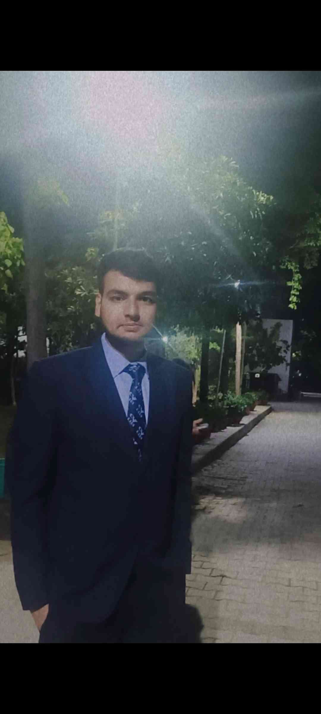 Candidate Image